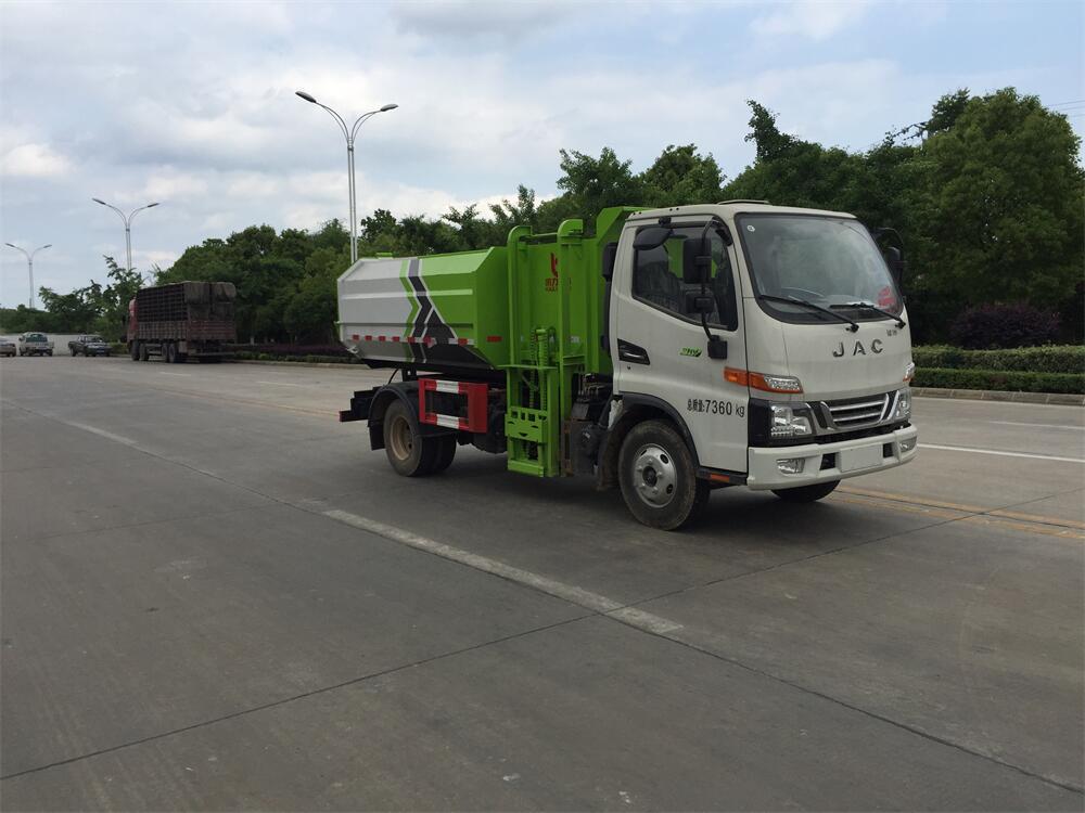 5方掛桶式垃圾車(chē)-江淮駿鈴V3 5方掛桶式垃圾車(chē)廠家