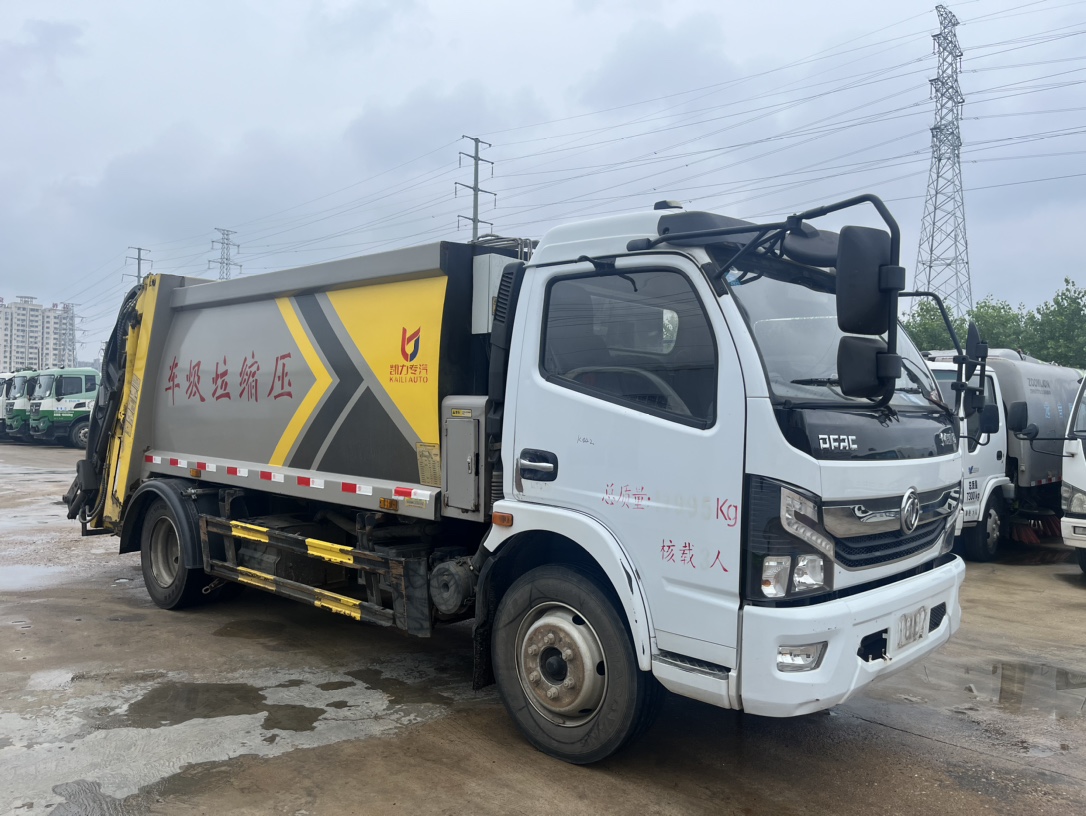 1??車型：國六9方壓縮垃圾車 2??年份：2021年6月 3??發(fā)動機：朝柴170馬力，國六 4??底盤配置：東風凱普特底盤，3800軸距，六檔變速箱，245